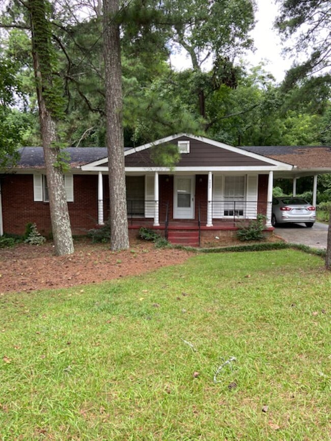 Building Photo - Rooms for rent in Atlanta