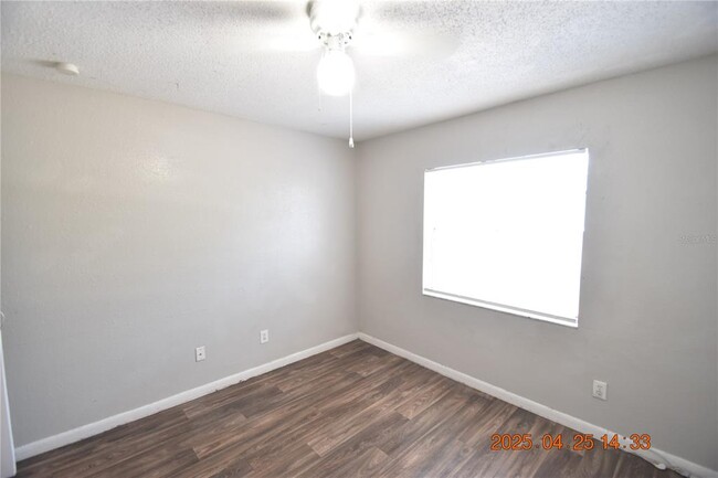 Building Photo - 12203 N 9th St