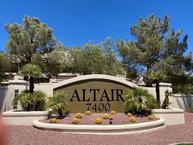 Building Photo - 7400 W Flamingo Rd