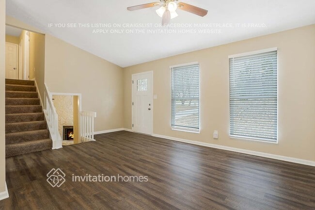 Building Photo - 691 Tarkington Rd N