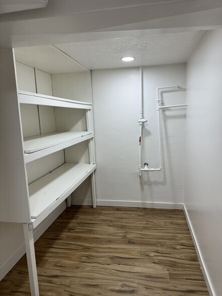 Building Photo - 4333 S Sage Cir