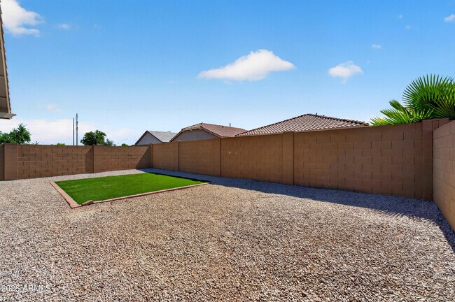 Building Photo - 3737 S 64th Ln