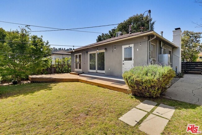 Building Photo - 3014 Sagamore Way