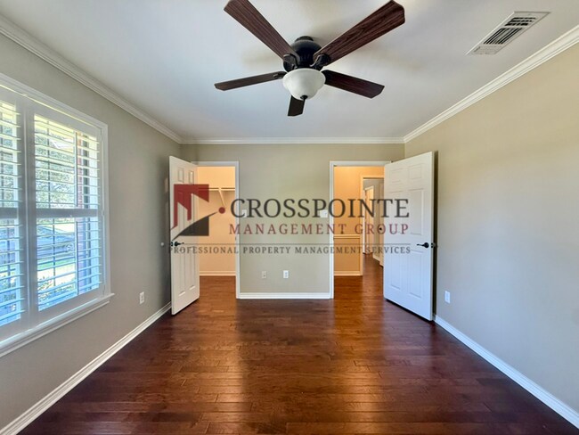 Building Photo - Tour Today! Spacious 3-Bedroom, 2.5-Bath Home!