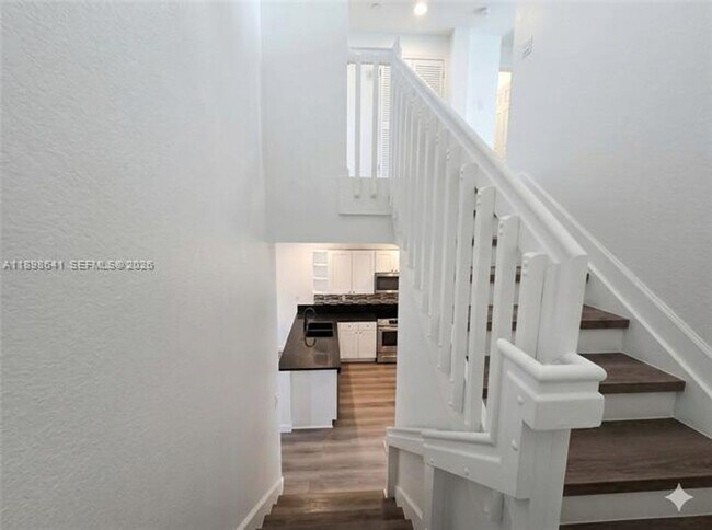 Building Photo - 7406 NW 108th Path