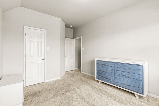 Building Photo - 14510 Tundra Swan Dr