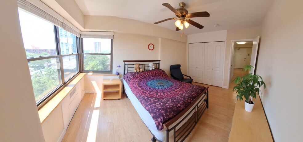 3rd BR West view - 4200 N Marine Dr
