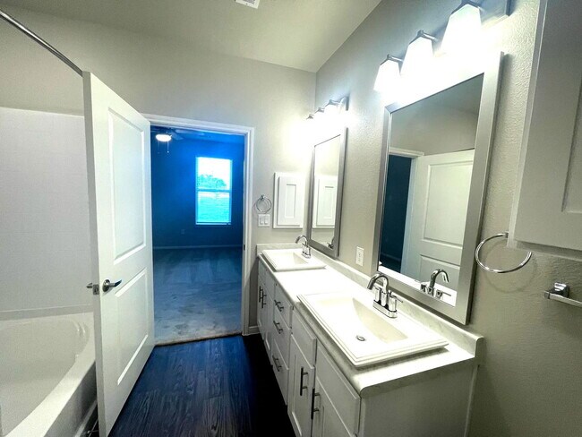 Building Photo - 12005 U.S. 380 Apt #01-135, Aubrey, TX 76227 - 1 BR 1 BA condo