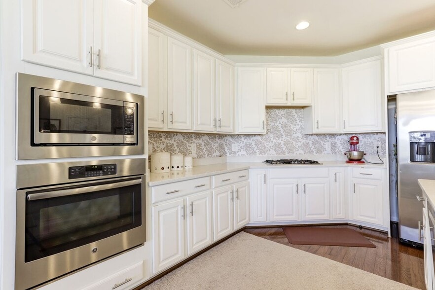 Building Photo - 24690 Capecastle Terrace