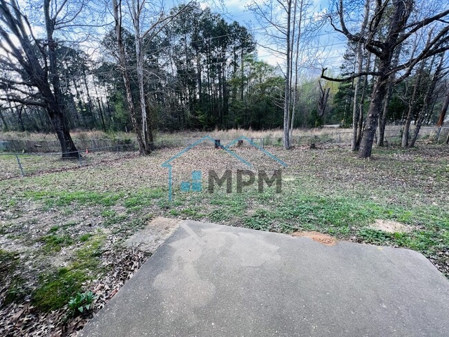 Building Photo - 113 Hilltop Dr