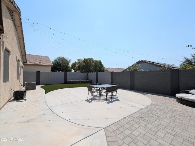 Building Photo - 16635 N 169th Ave