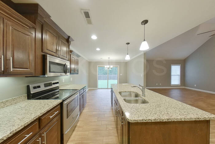 Building Photo - 94 Old Orchard Rd