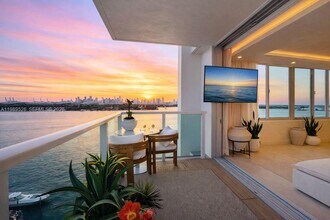 Building Photo - 1000 West Ave