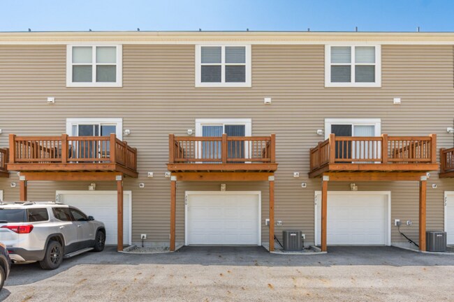 Building Photo - 280 Autumn Ridge Cir