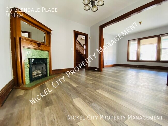 Building Photo - Beautiful 4 bedroom + Office Victorian Sty...