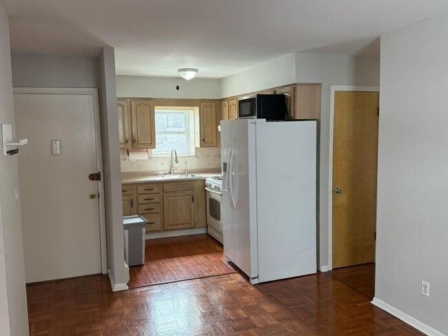 Building Photo - 3615 Waldo Ave