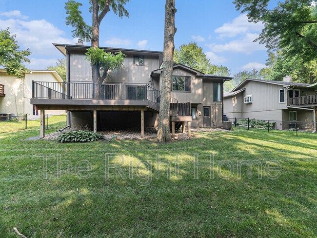 Building Photo - 11736 Quail Dr
