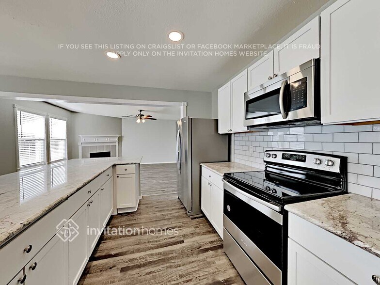 Building Photo - 8609 Chelan Way