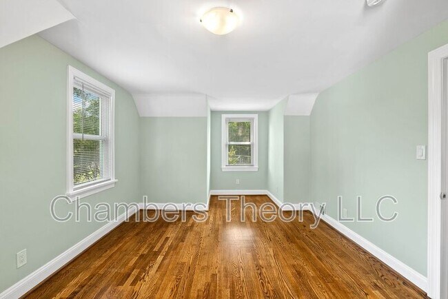 Building Photo - 3318 Holloman Rd