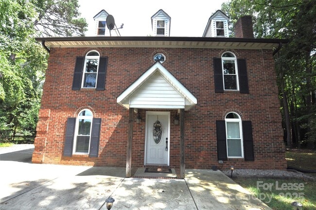 Building Photo - 1710 Kimway Ct