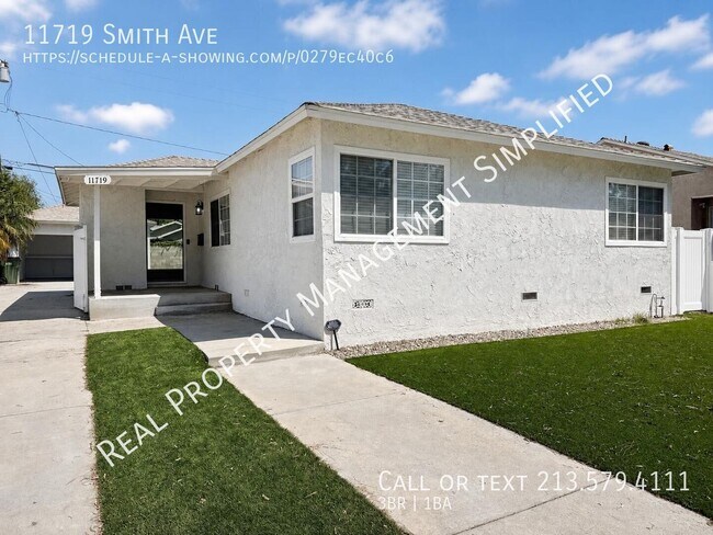 Building Photo - 11719 Smith Ave
