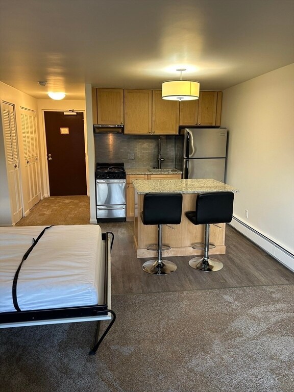 Building Photo - 2 Victory Rd