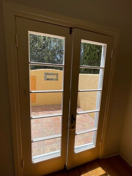 French doors to private patio - 1540 N Lake Ave