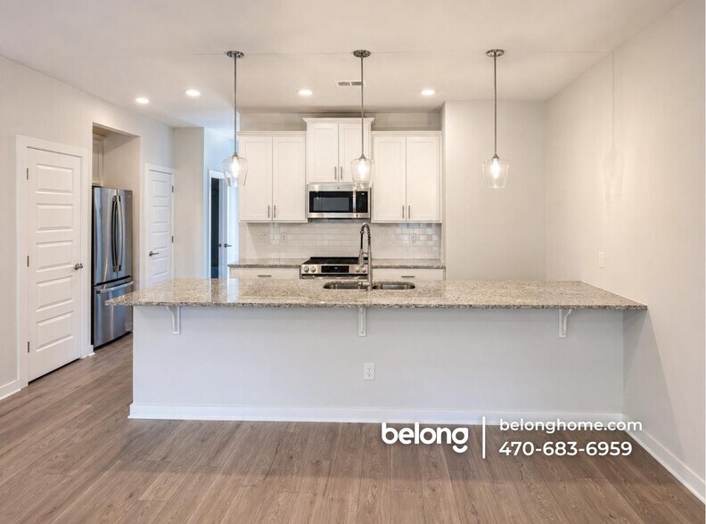 Building Photo - 300 Dempsey Dr