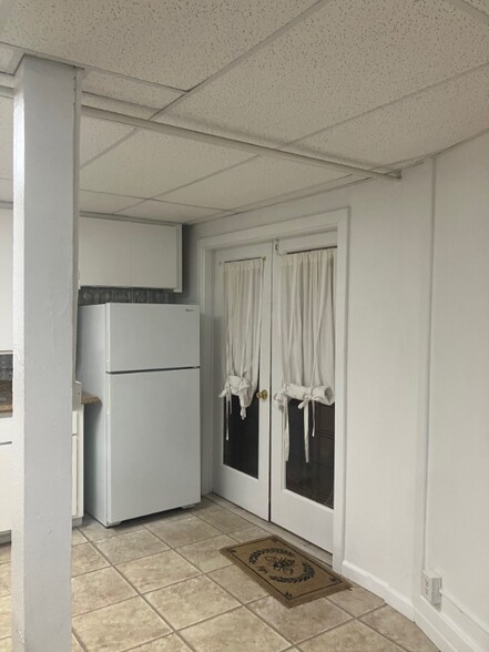 Building Photo - 192 Lubeck Rd