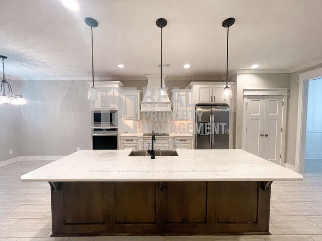 Building Photo - 113 Perth Ct