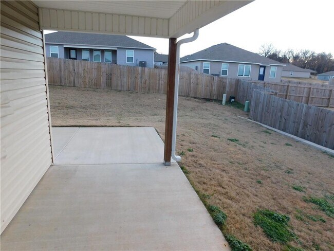 Building Photo - 2995 W Azurite St