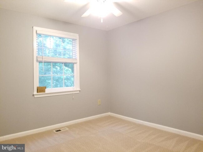 Building Photo - 8223 Goldstream Ct