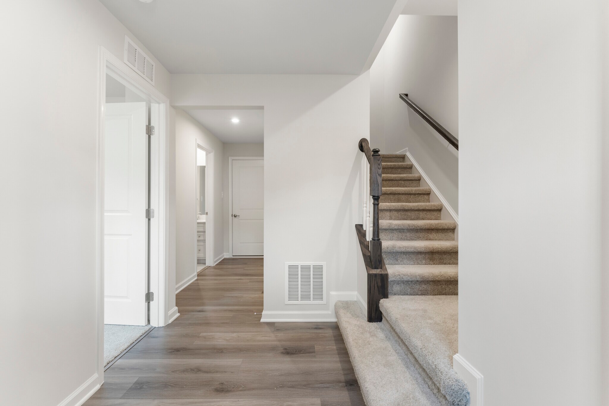 Building Photo - 9344 Tanfield Dr