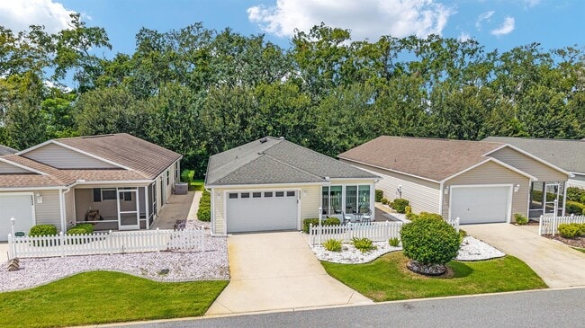 Building Photo - Furnished Annual Rental – Near Brownwood Town Square