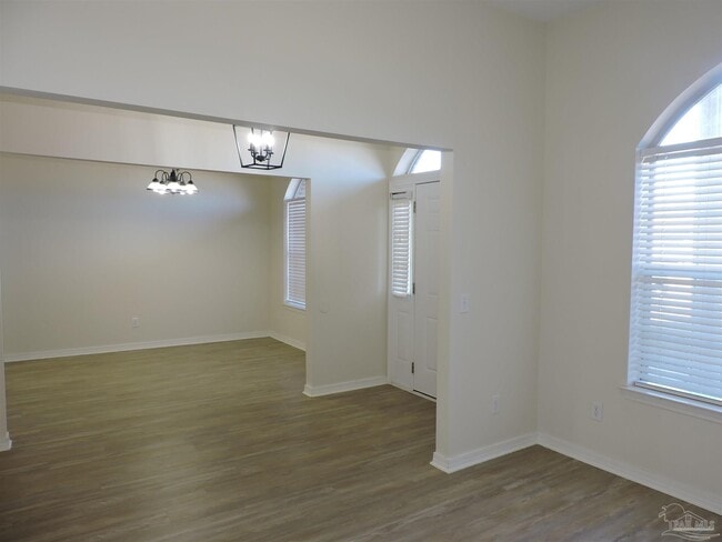 Building Photo - 6837 Fort Deposit Dr