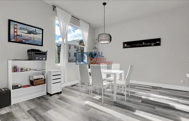 Building Photo - 7040 W Alaska Dr