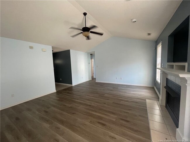 Building Photo - 1413 Avoncroft Dr