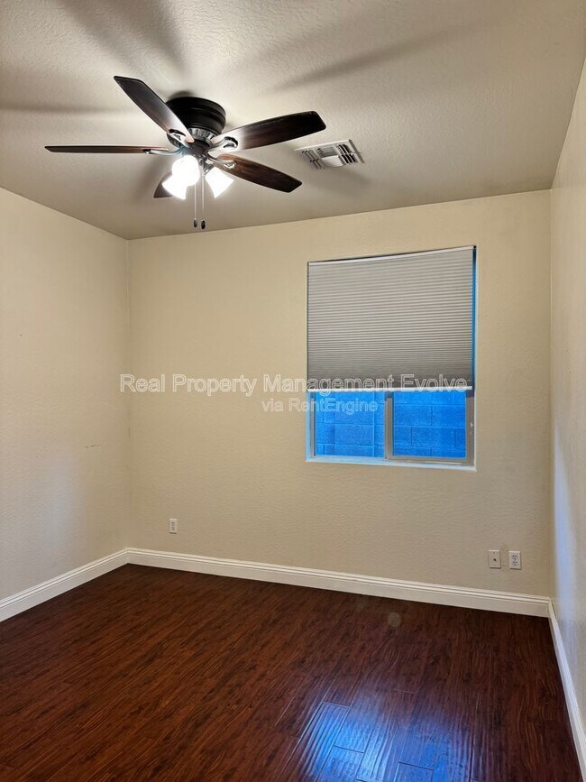 Building Photo - 9156 W Mine Trail