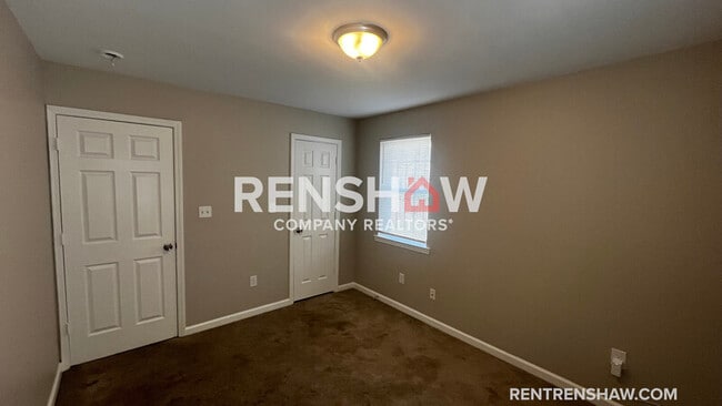 Building Photo - 3002 Elbert Cove