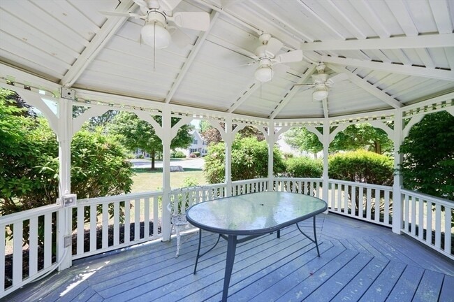 Building Photo - 27 Cranberry Ln