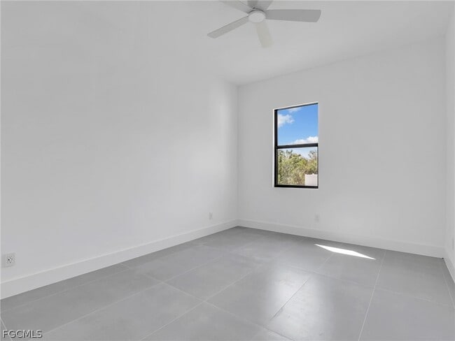 Building Photo - 6191 Kambach St