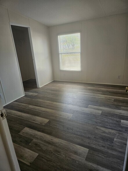 Building Photo - 109 Eagle Dr