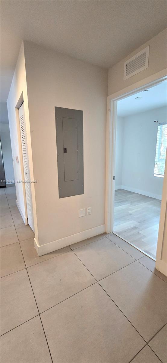 Building Photo - 2535 NE 193rd St