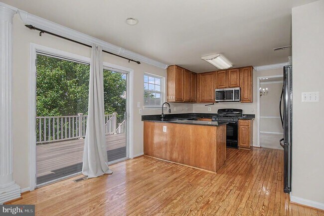 Building Photo - 14126 Rockinghorse Dr