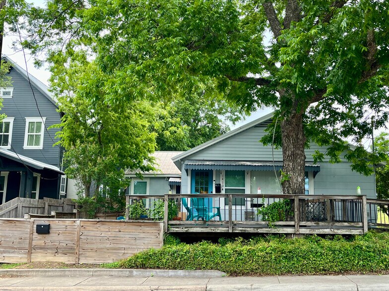 Charming 1945 Home in Central East Austin - 1410 Ulit Ave