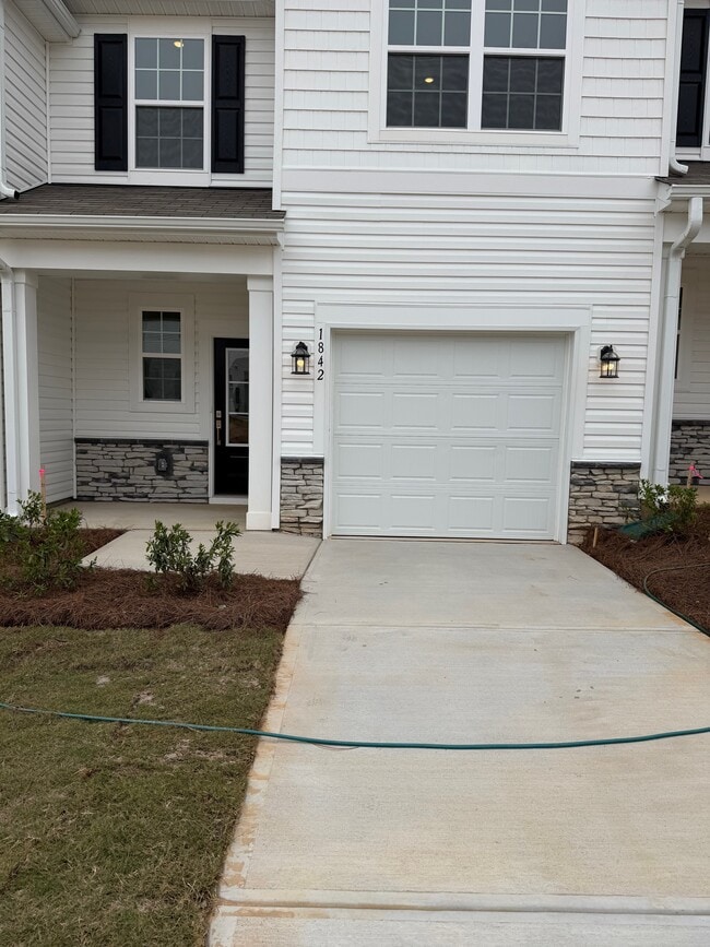 Building Photo - 1842 Pheasant Trace Cir