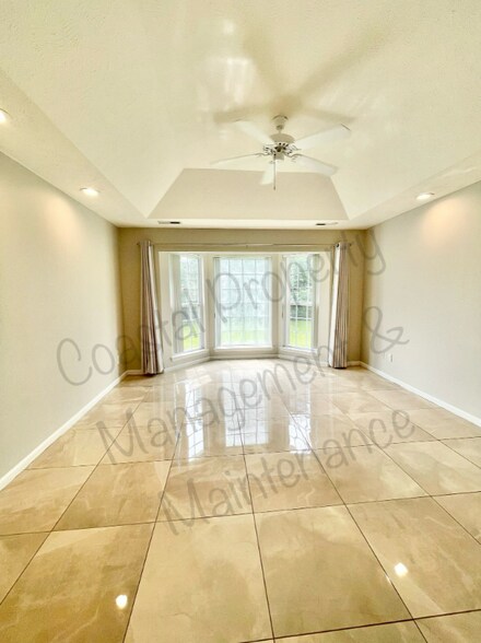 Building Photo - 304 Sherrybrook Dr