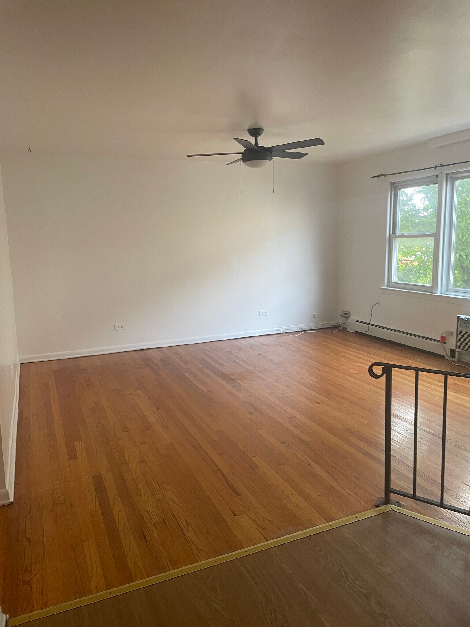 Living Room - 6028 S Archer Rd