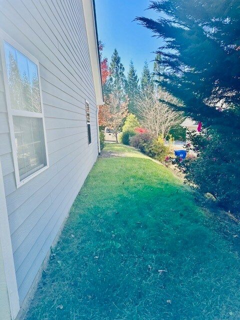 Building Photo - 50 Grove End Rd