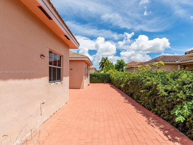 Building Photo - 16230 SW 36th St